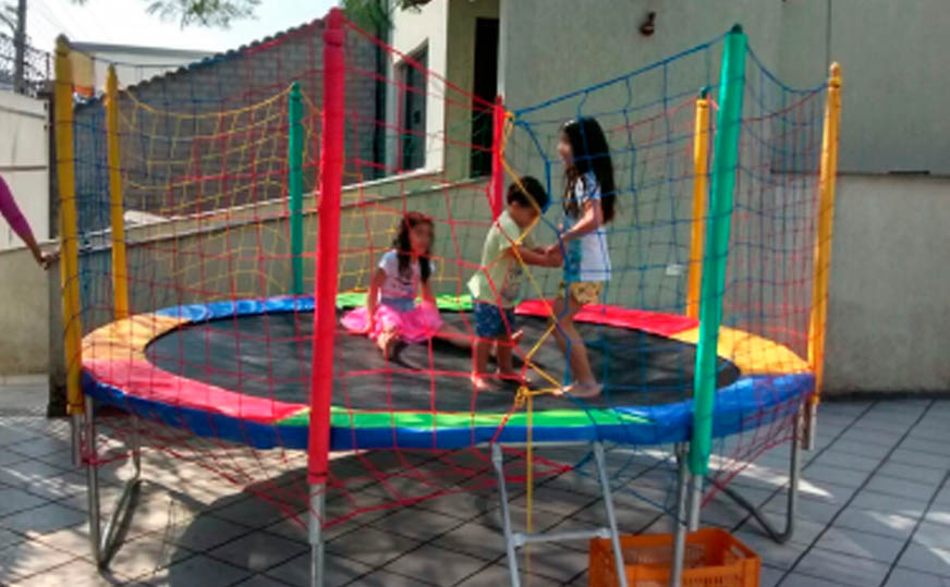 Cama Elástica para Festa Infantil